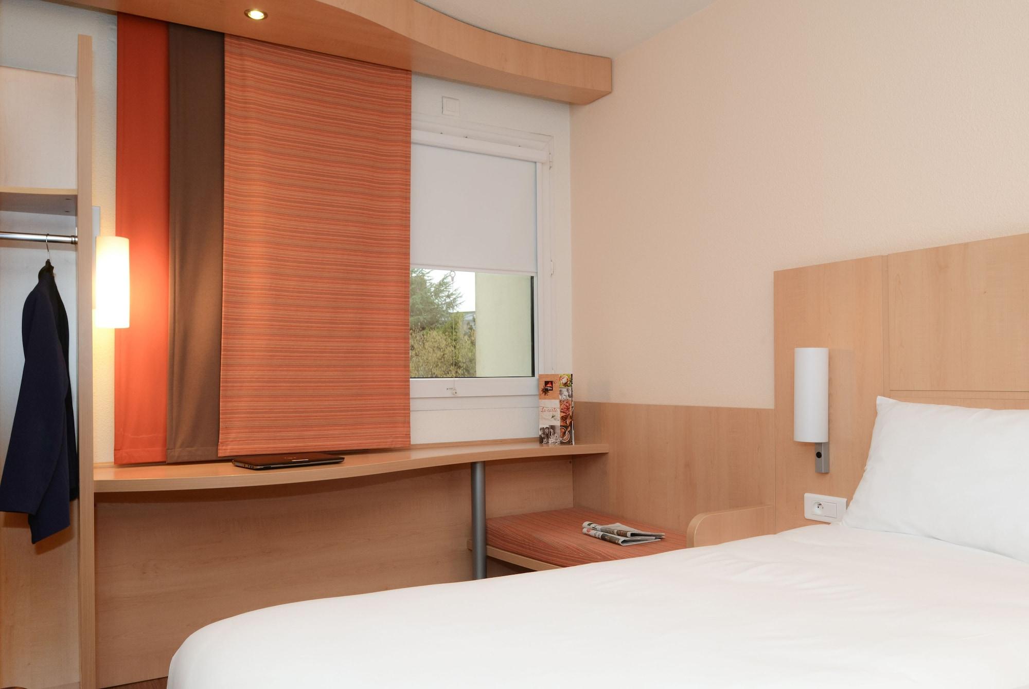 Ibis Port De Plaisance Otel Caen Dış mekan fotoğraf