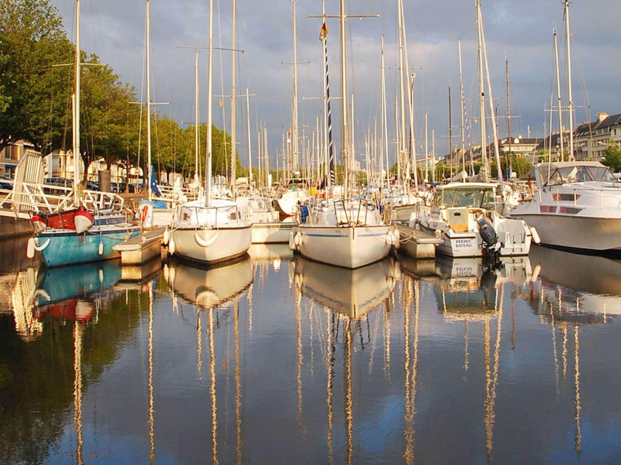 Ibis Port De Plaisance Otel Caen Dış mekan fotoğraf
