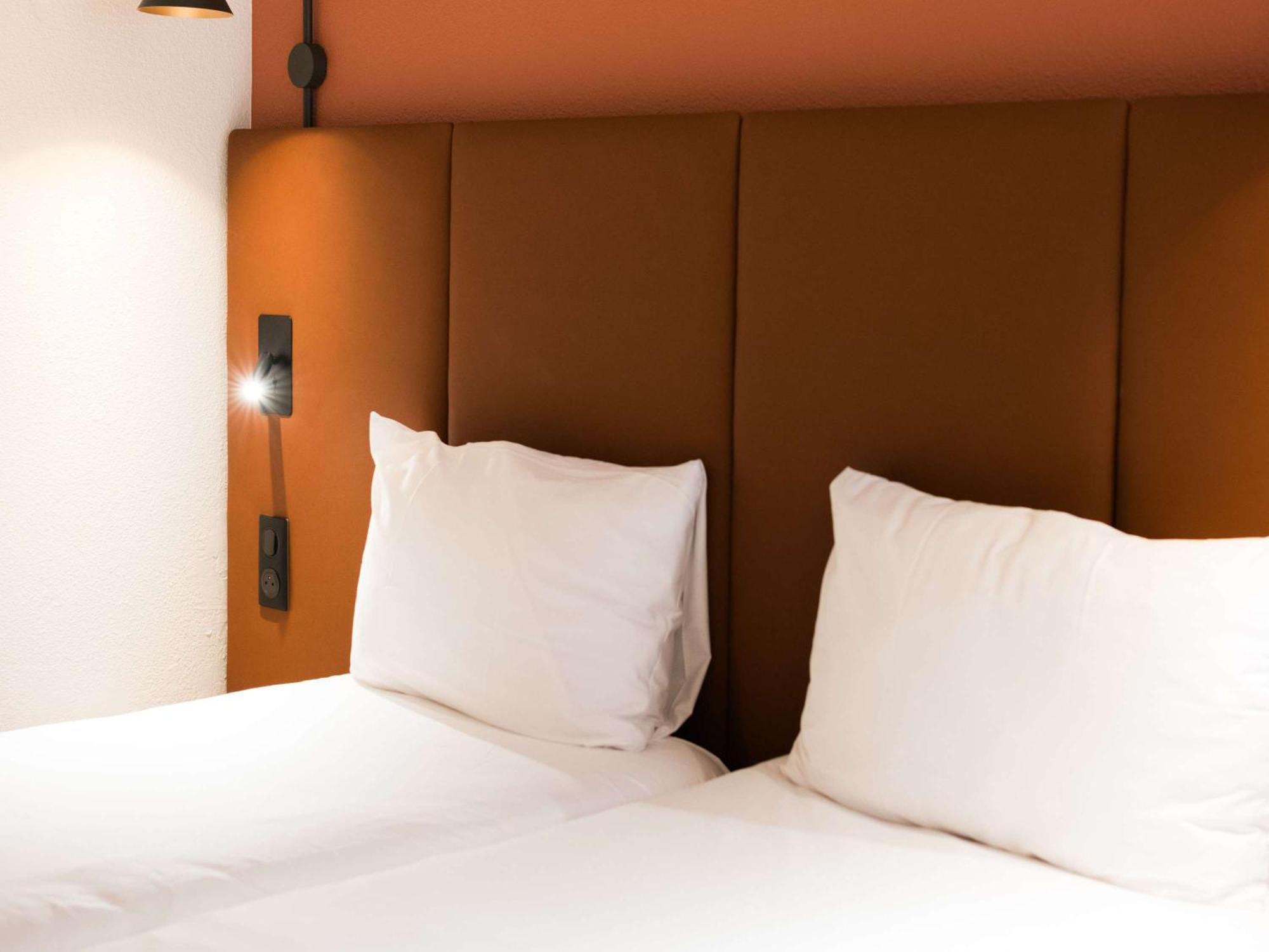 Ibis Port De Plaisance Otel Caen Dış mekan fotoğraf